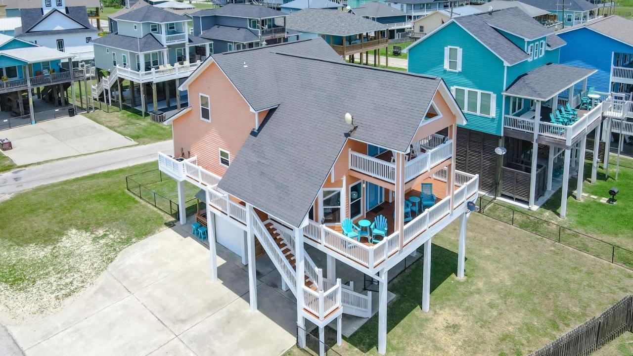 Holiday home Spring Break Specials! Front Row Views - Tiki Bar - Playground *